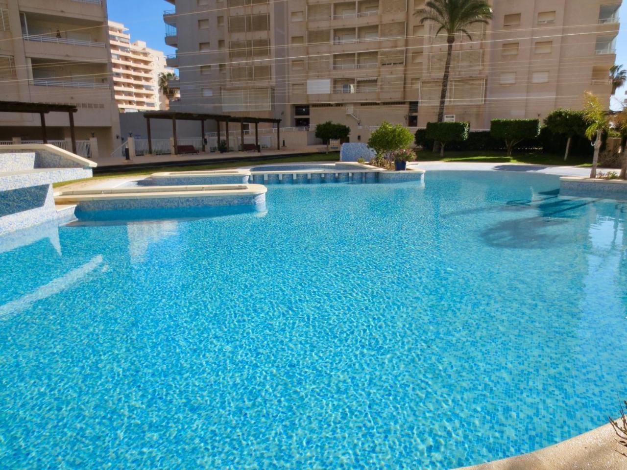 Clubrent - Apartamentos Apolo 16 カルプ エクステリア 写真